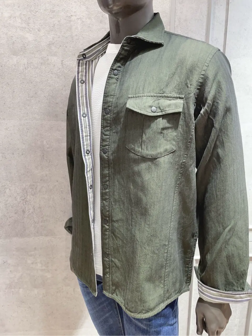 JOSEPH ABBOUD 東　 コーディネート画像