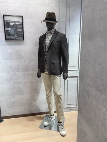 JOSEPH ABBOUD 東　 コーディネート画像