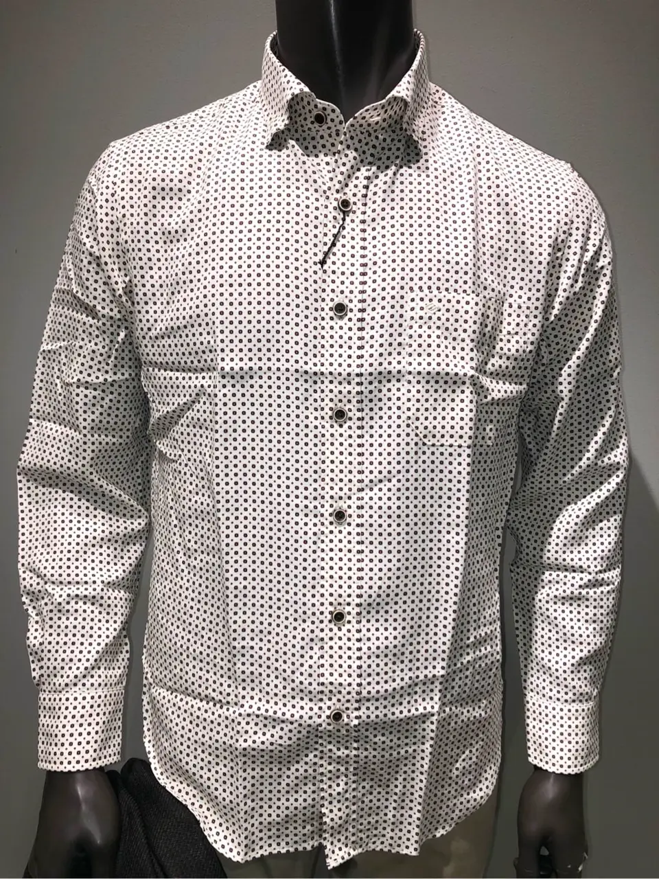 JOSEPH ABBOUD 川田 コーディネート画像