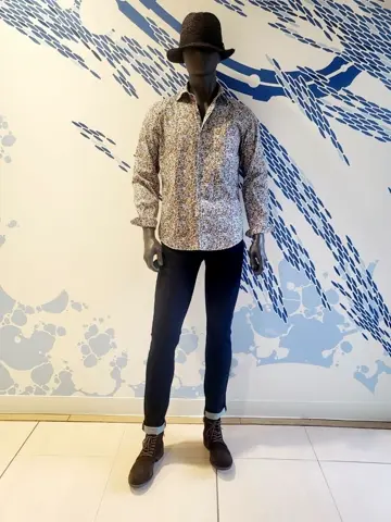 JOSEPH ABBOUD 亀井 コーディネート画像