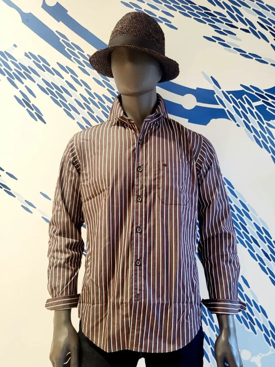 JOSEPH ABBOUD 亀井 コーディネート画像