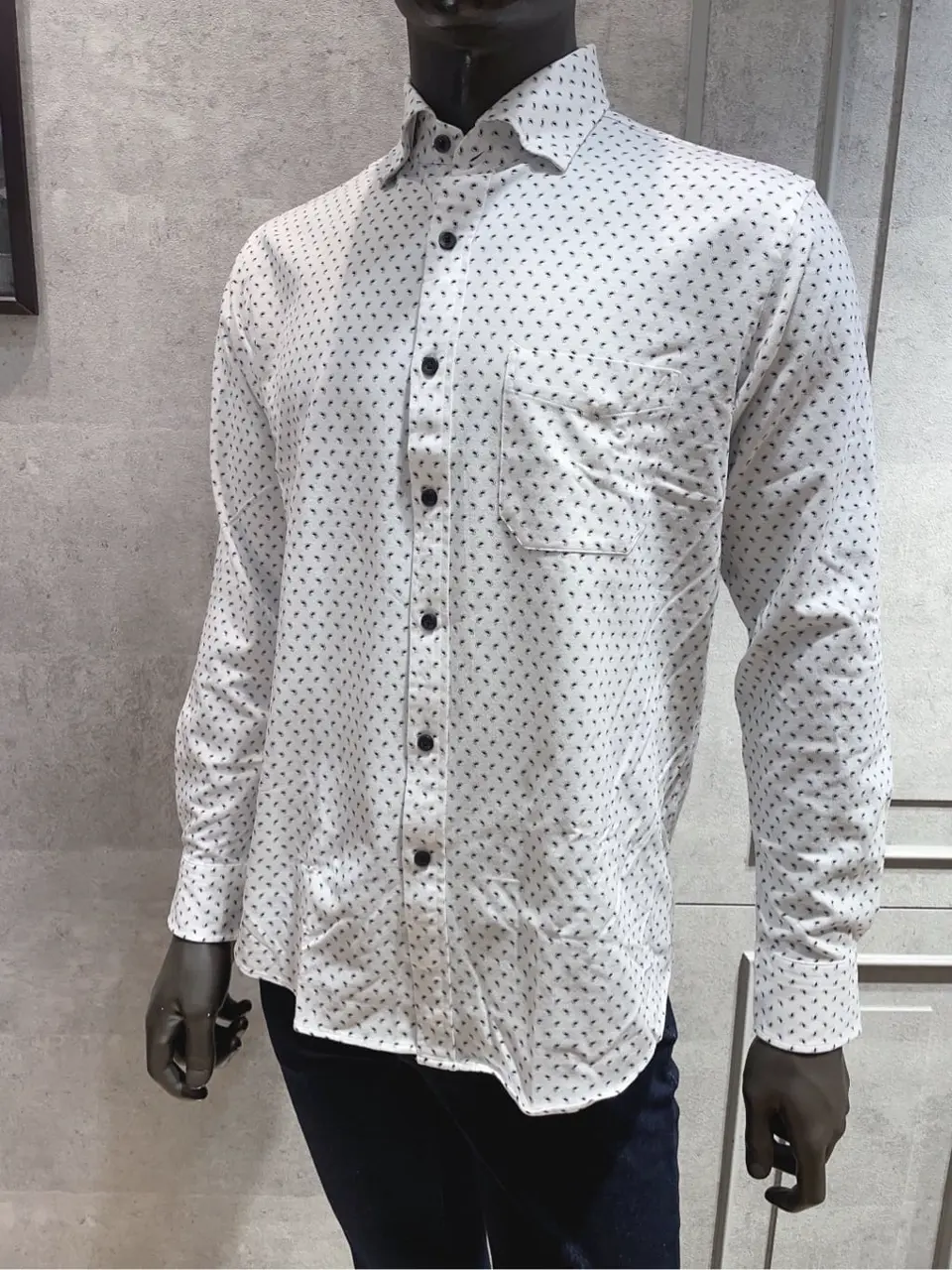 JOSEPH ABBOUD 東　 コーディネート画像