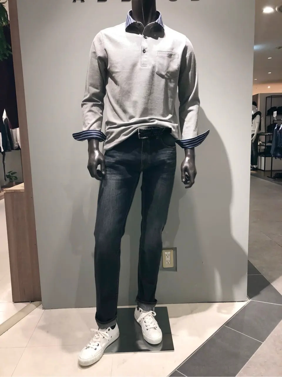 JOSEPH ABBOUD 川田 コーディネート画像