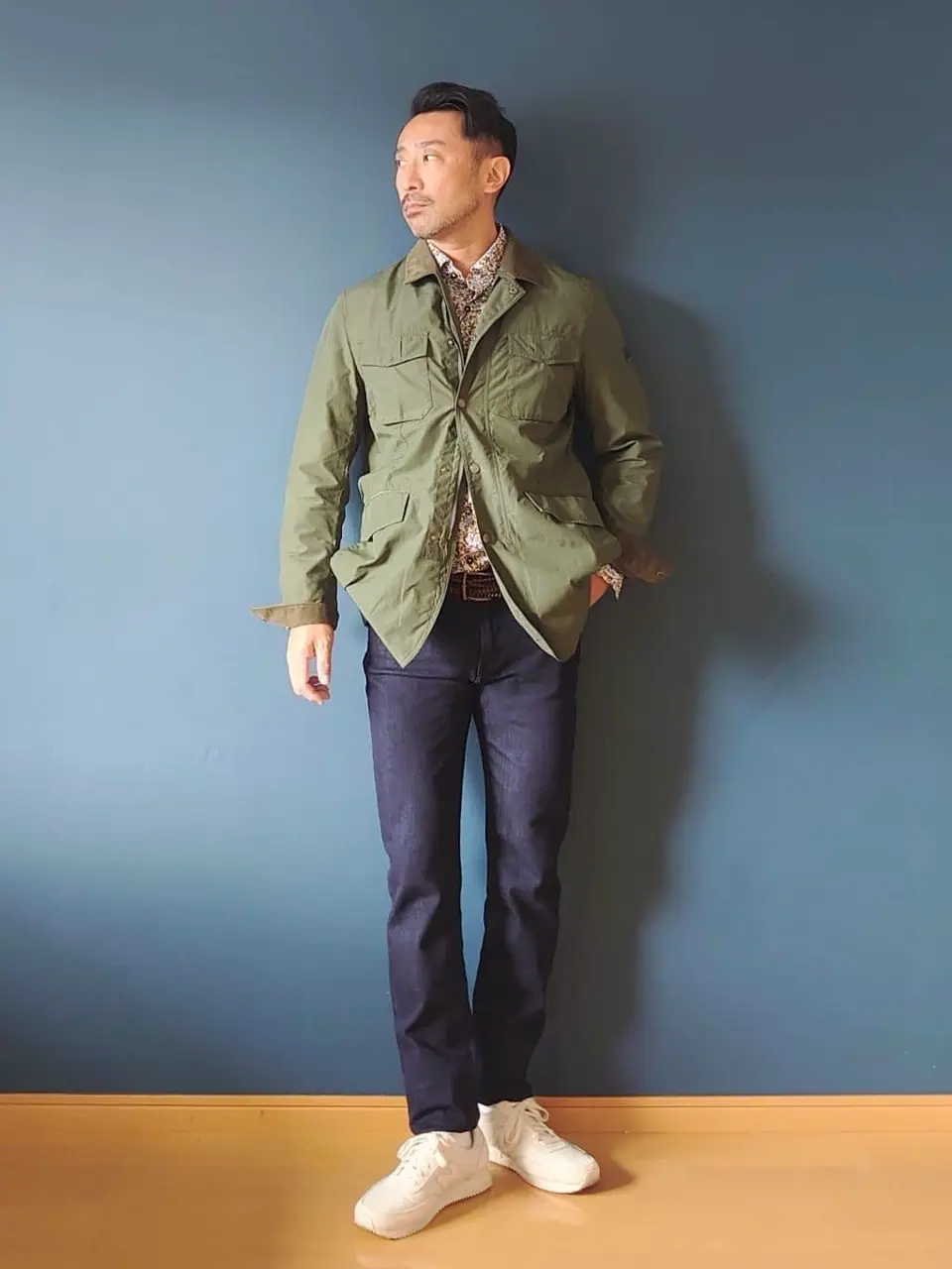 JOSEPH ABBOUD 安東 コーディネート画像