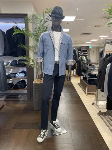 JOSEPH ABBOUD 渡辺あやこ コーディネート画像