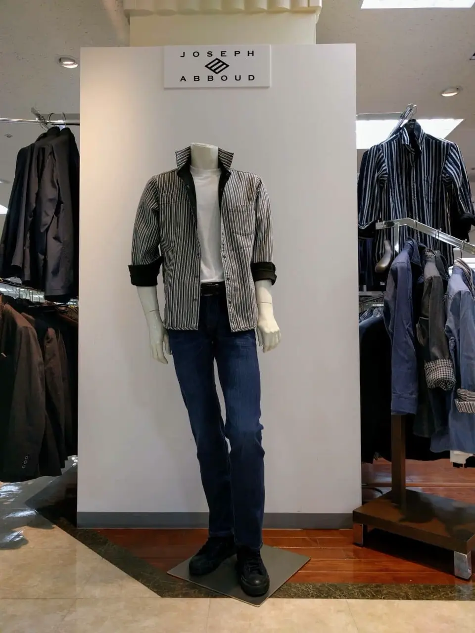 JOSEPH ABBOUD 　伊丹 コーディネート画像