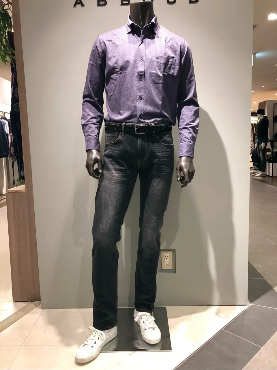 JOSEPH ABBOUD 川田 コーディネート画像