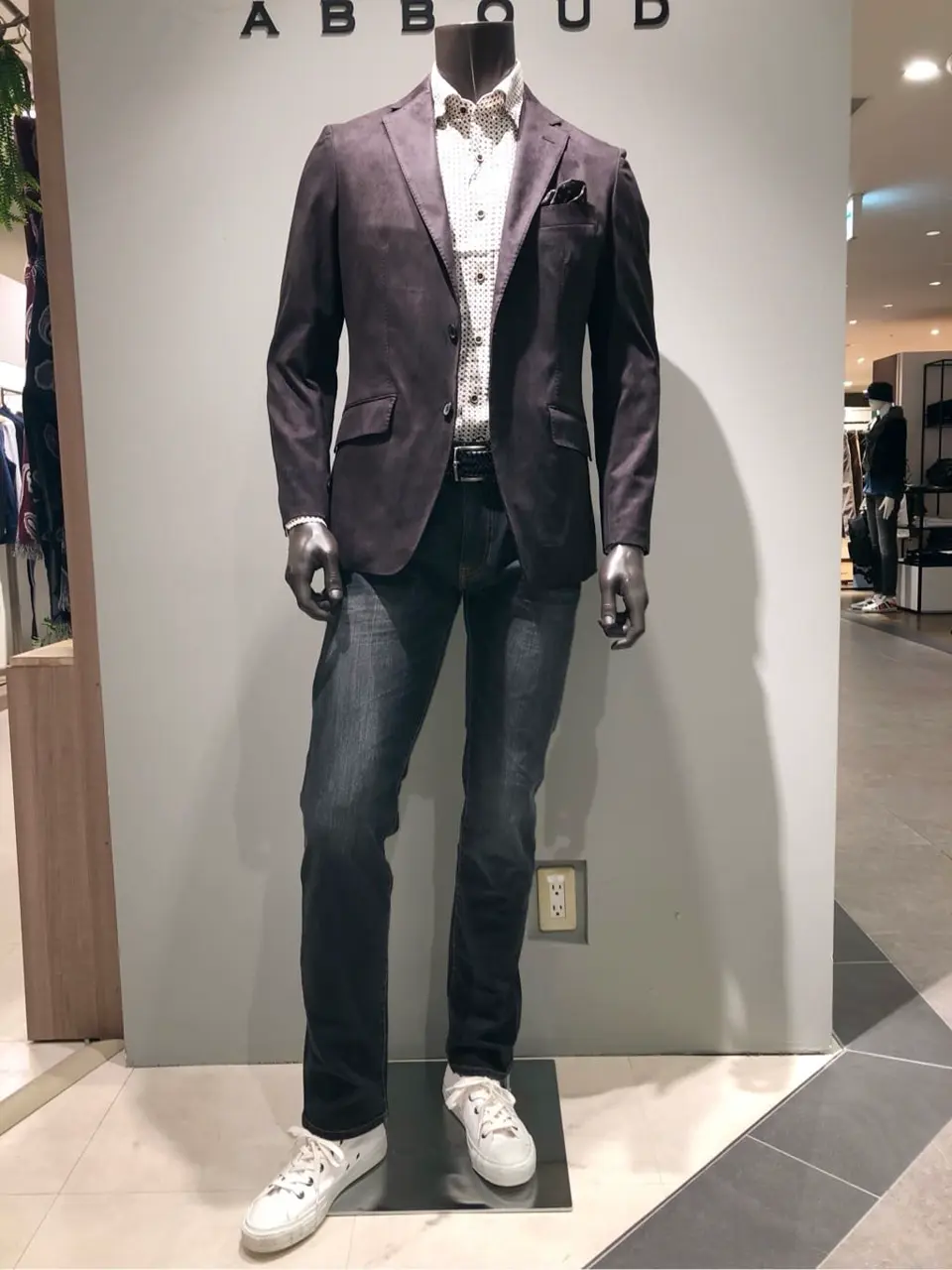 JOSEPH ABBOUD 川田 コーディネート画像