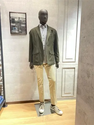 JOSEPH ABBOUD 東　 コーディネート画像