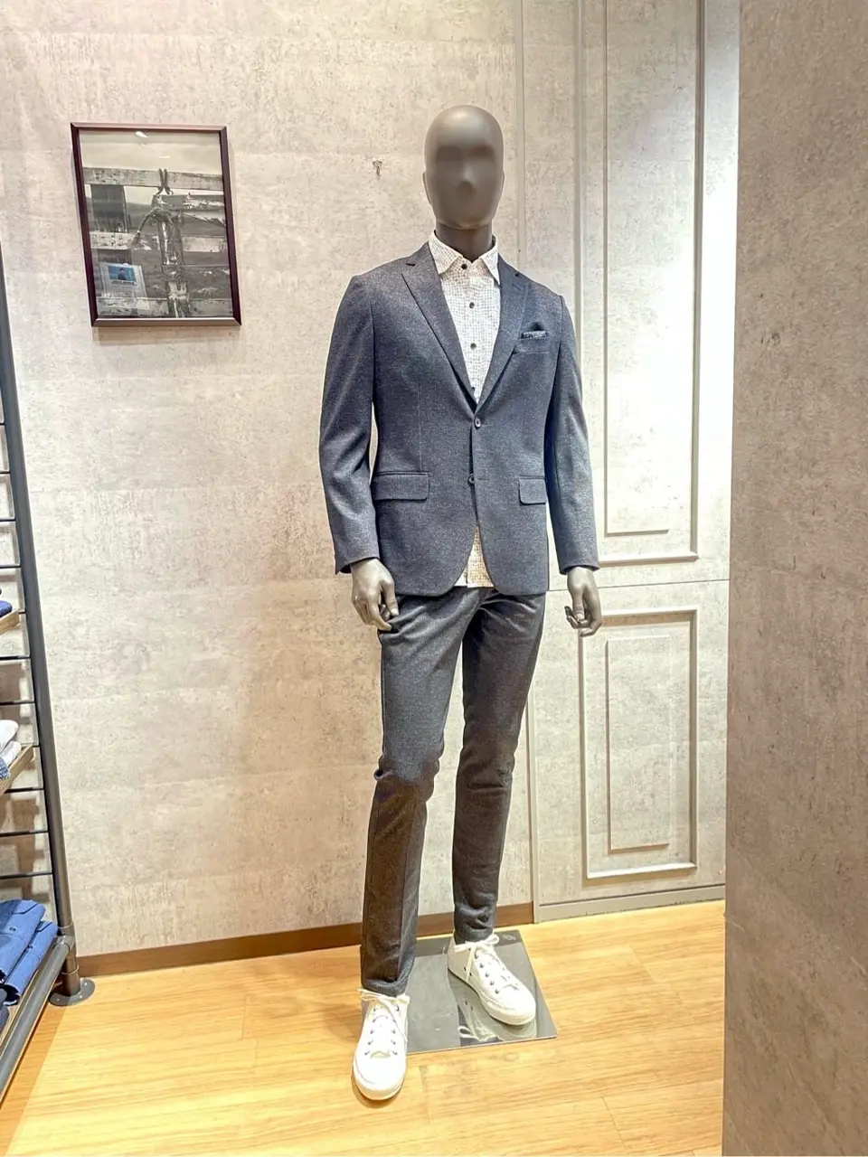  東　 コーディネート画像