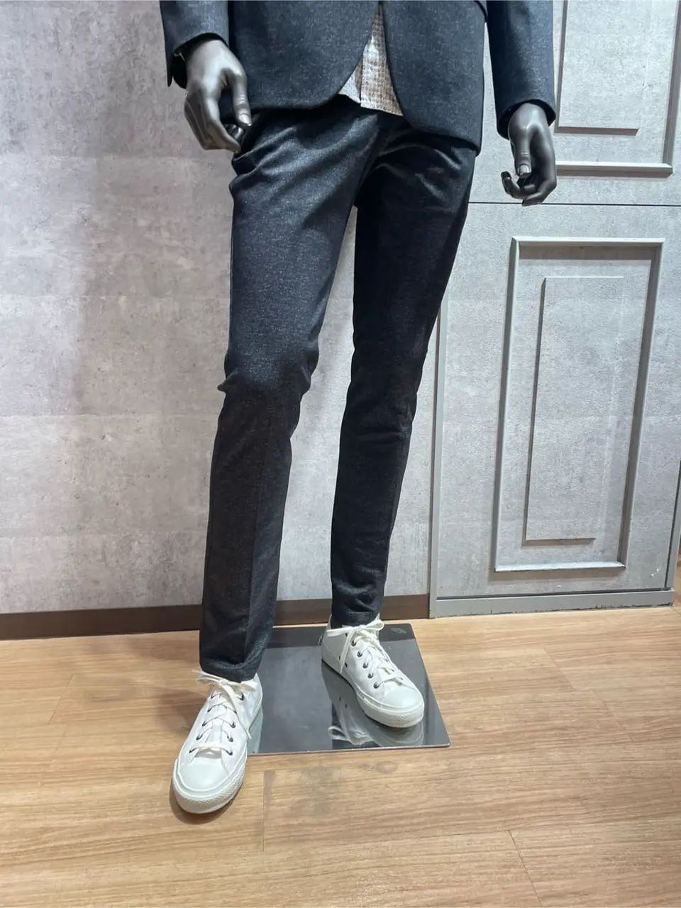 JOSEPH ABBOUD 東　 コーディネート画像