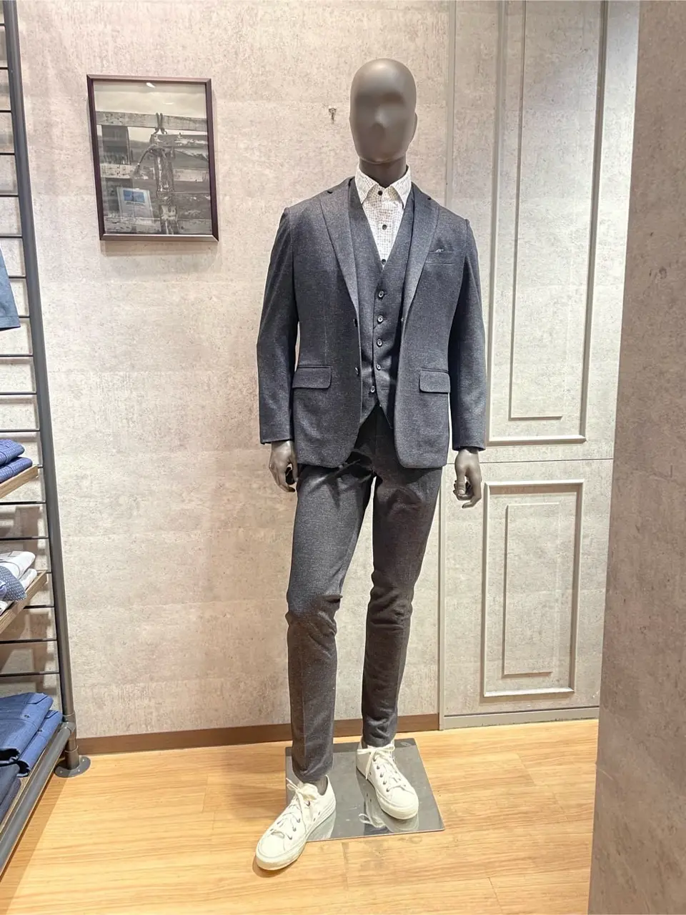  東　 コーディネート画像