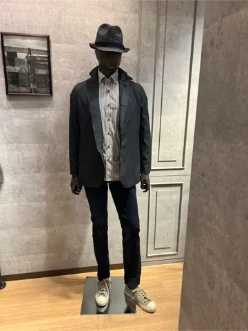 JOSEPH ABBOUD 上條 コーディネート画像