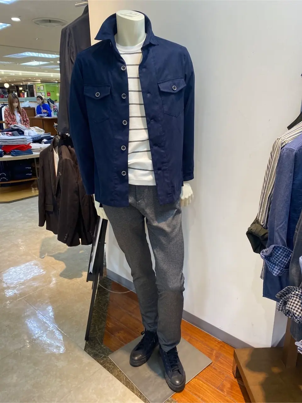  坪井 コーディネート画像