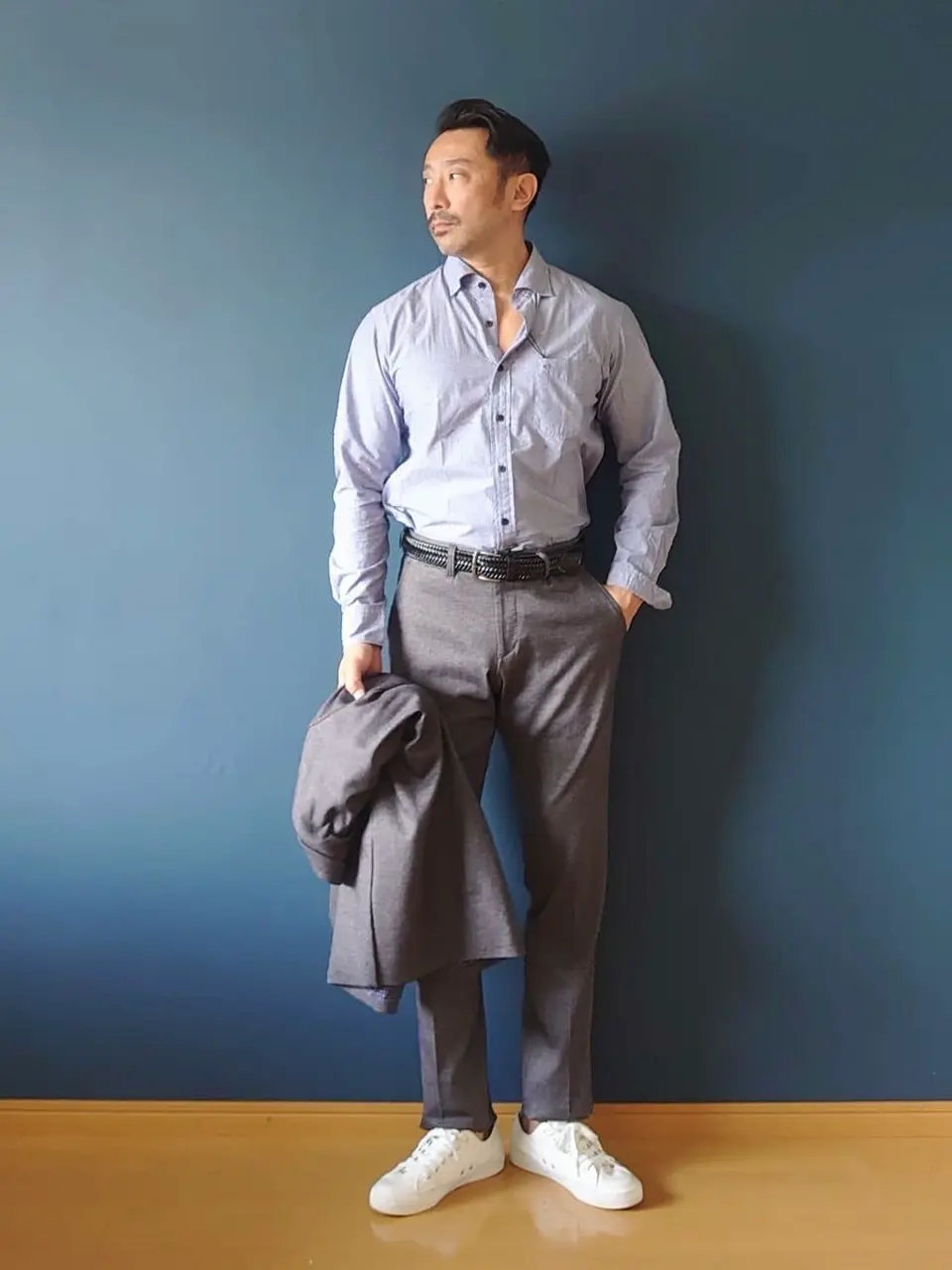 JOSEPH ABBOUD 安東 コーディネート画像