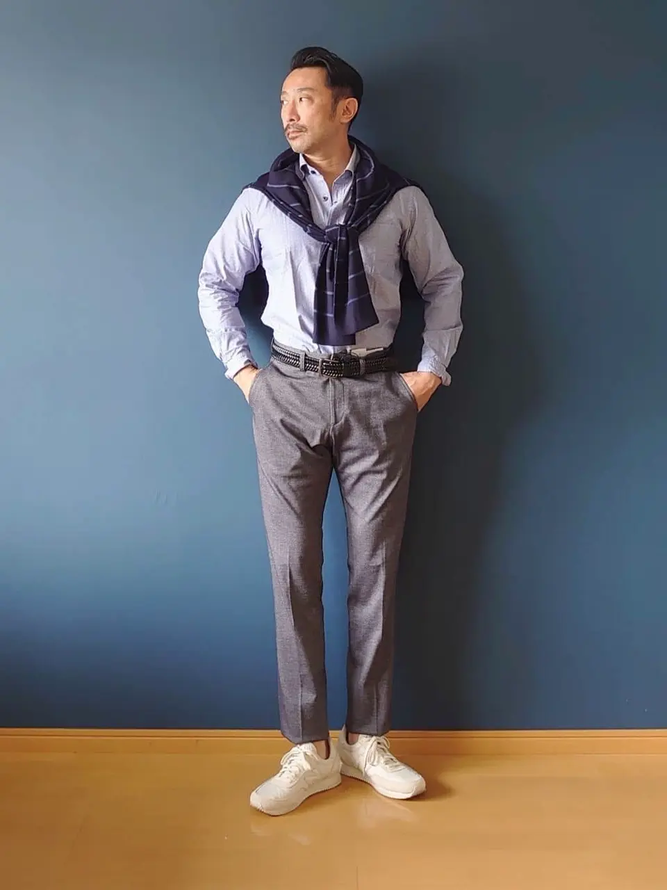 JOSEPH ABBOUD 安東 コーディネート画像