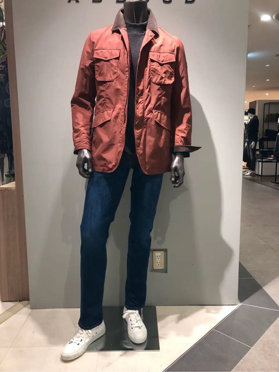 JOSEPH ABBOUD 川田 コーディネート画像