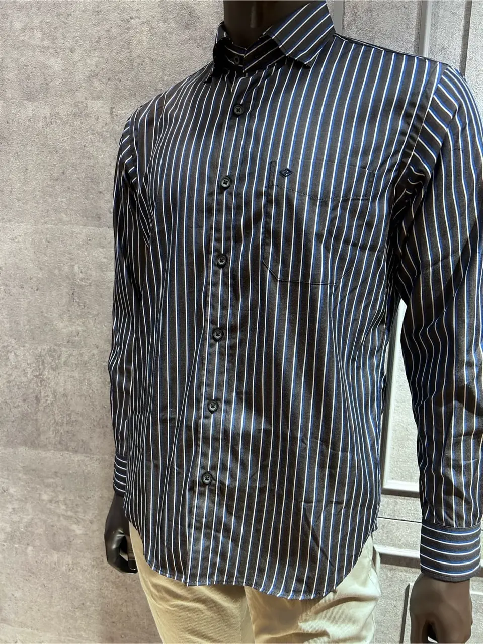 JOSEPH ABBOUD 東　 コーディネート画像