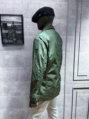 JOSEPH ABBOUD 二澤 コーディネート画像