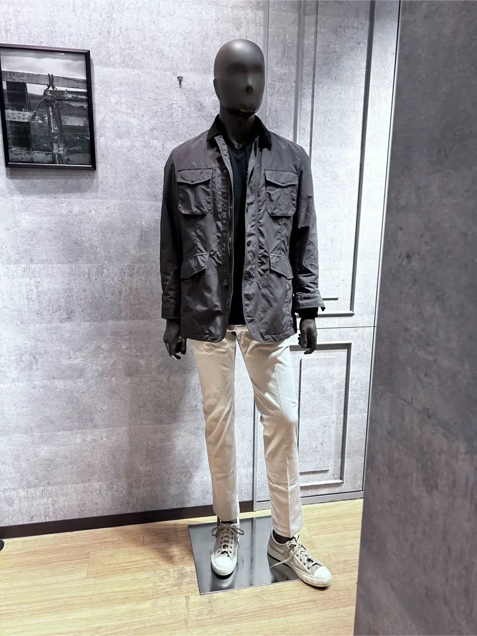  東　 コーディネート画像