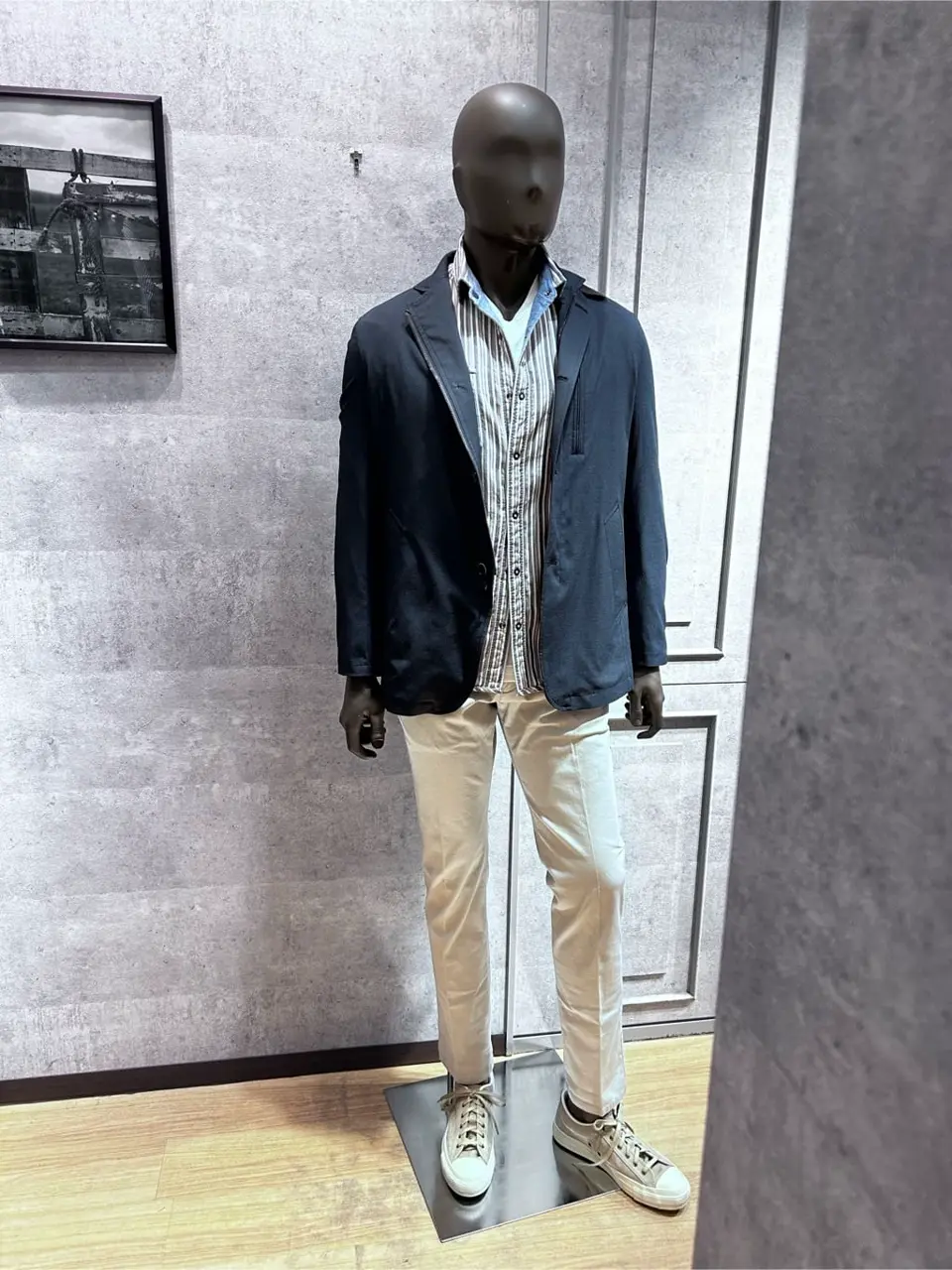  東　 コーディネート画像