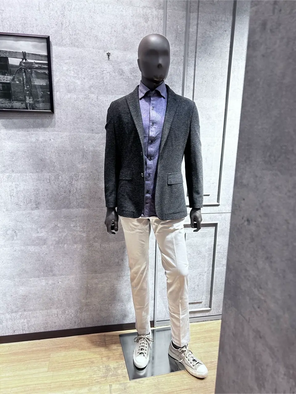  東　 コーディネート画像