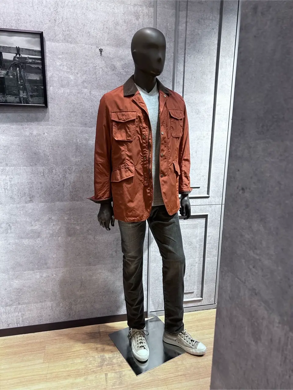  東　 コーディネート画像