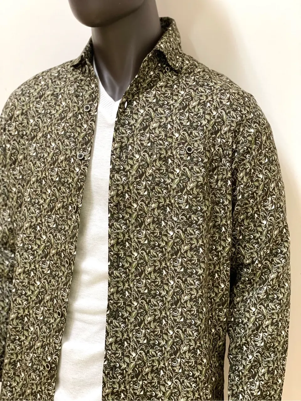 JOSEPH ABBOUD 金本 コーディネート画像