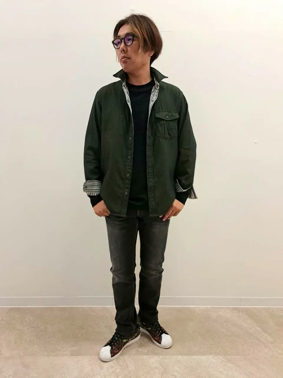 JOSEPH ABBOUD 藤川 コーディネート画像