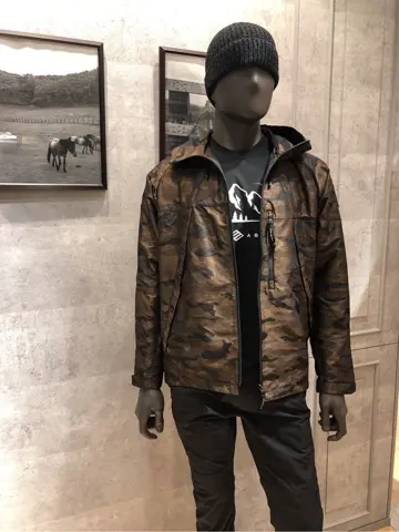 JOSEPH ABBOUD 二澤 コーディネート画像