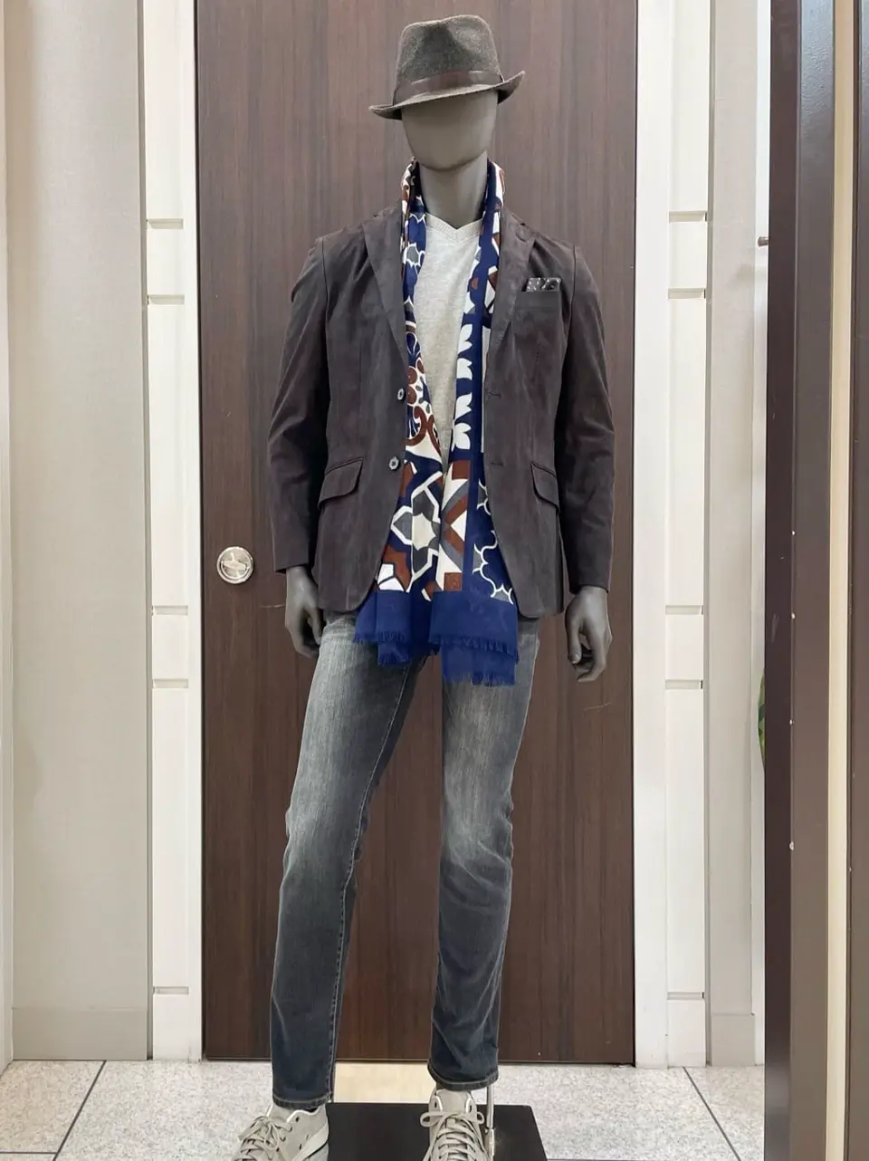 JOSEPH ABBOUD 松山 コーディネート画像