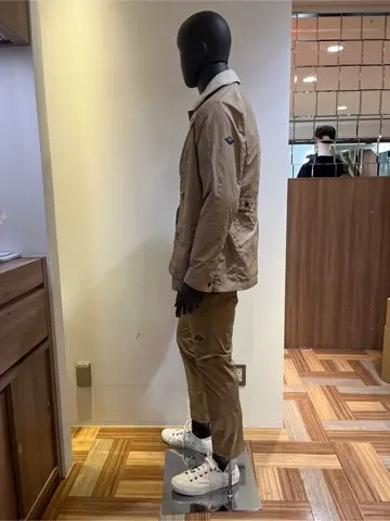 JOSEPH ABBOUD 小城 コーディネート画像