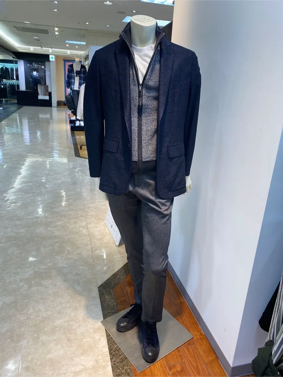  坪井 コーディネート画像