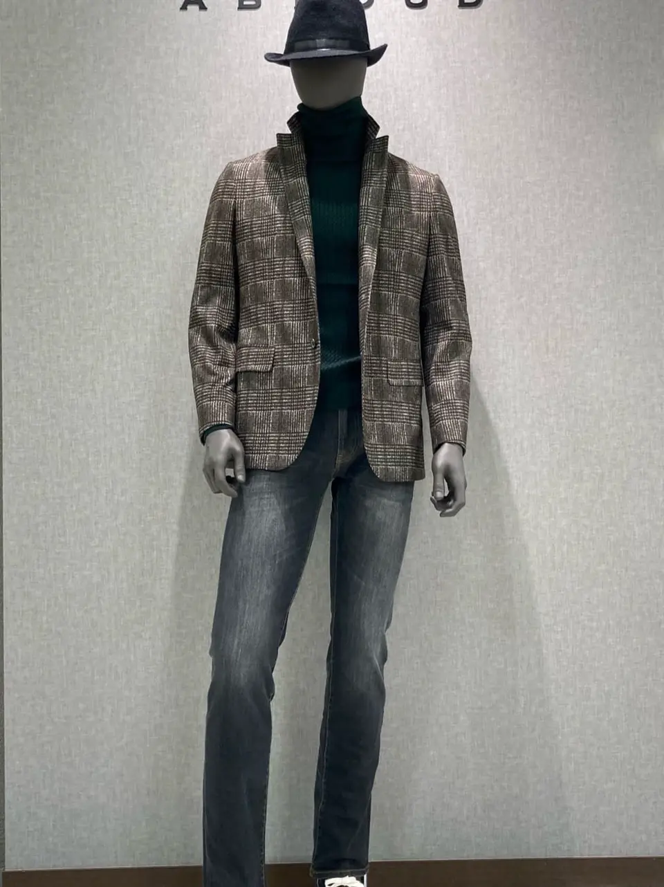  上田 コーディネート画像