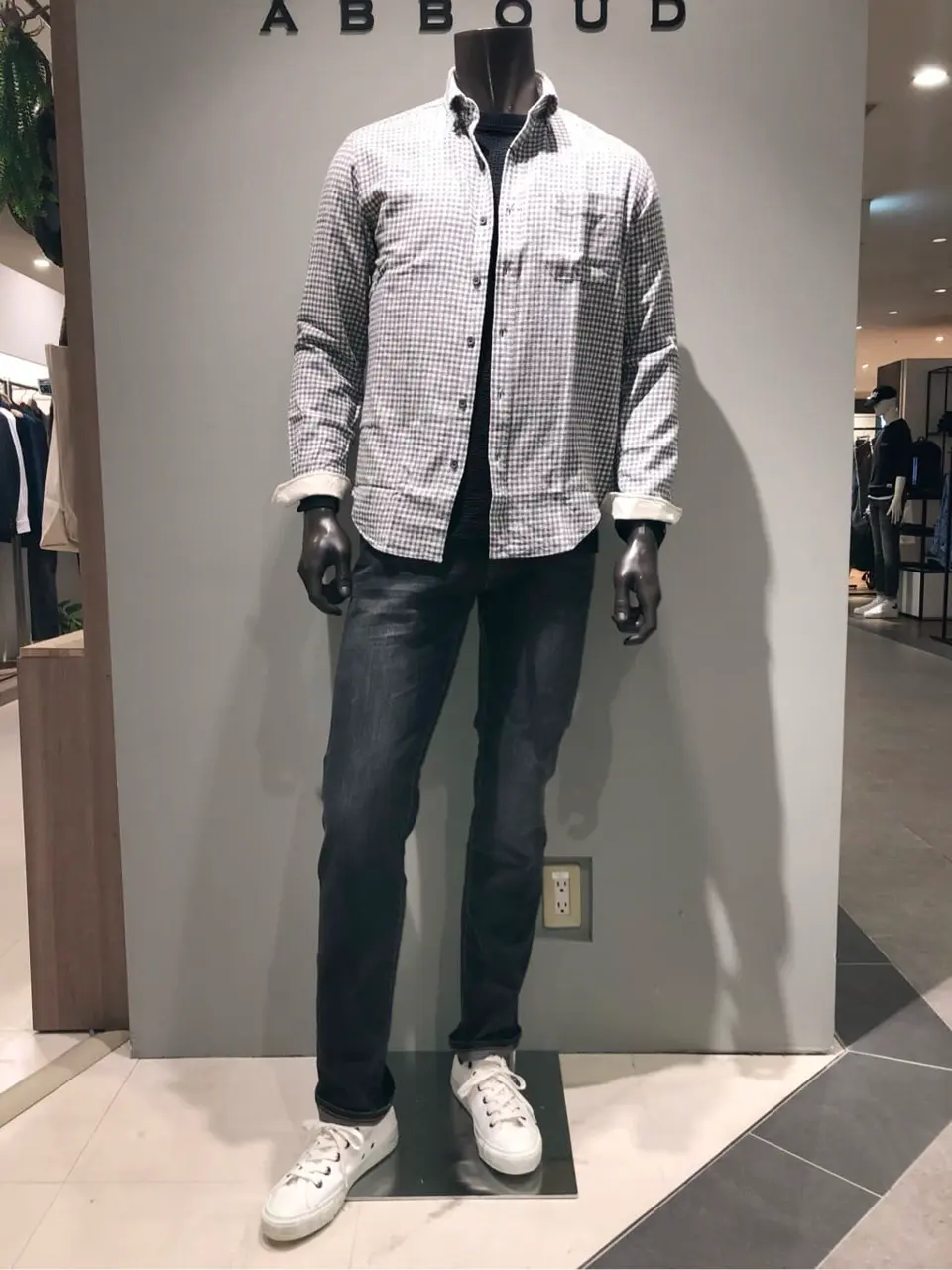 JOSEPH ABBOUD 川田 コーディネート画像