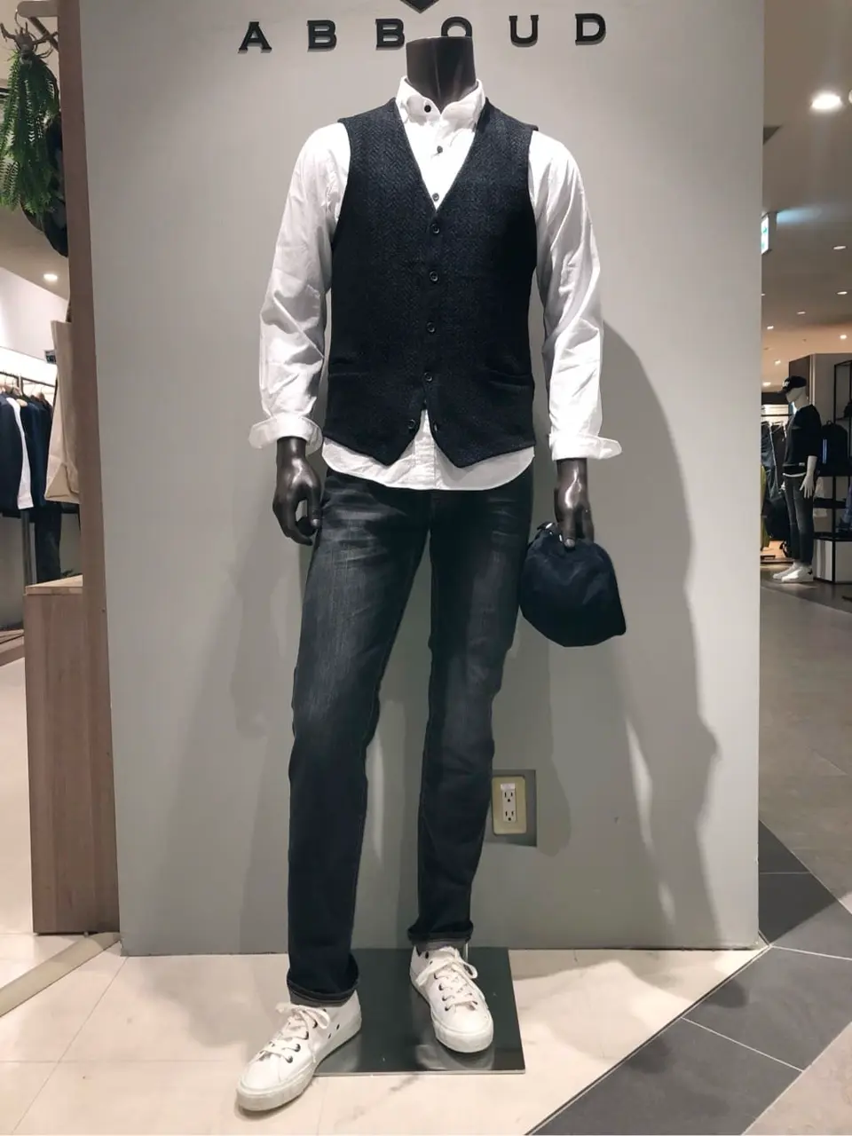 JOSEPH ABBOUD 川田 コーディネート画像