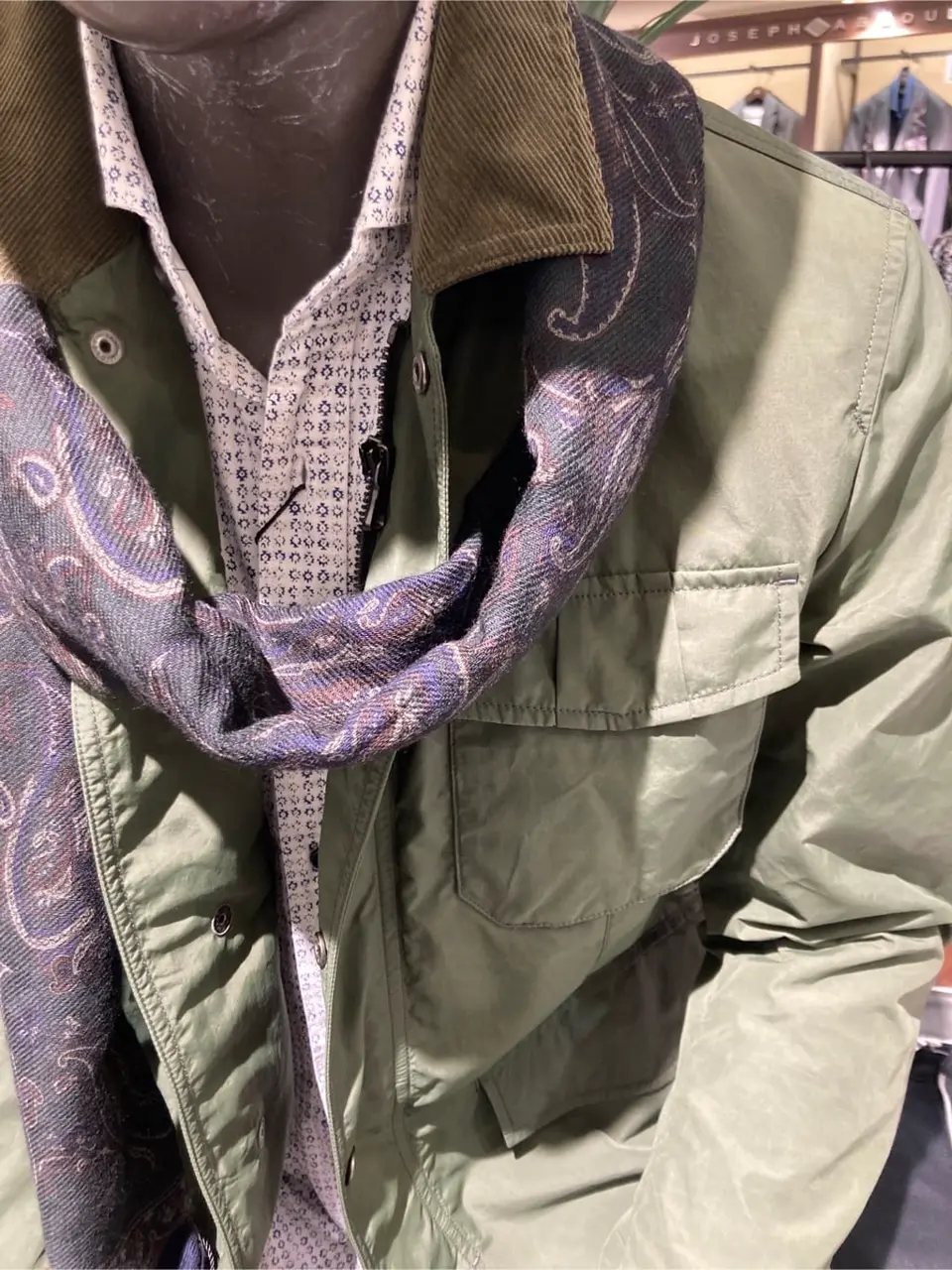 JOSEPH ABBOUD 鈴木 コーディネート画像