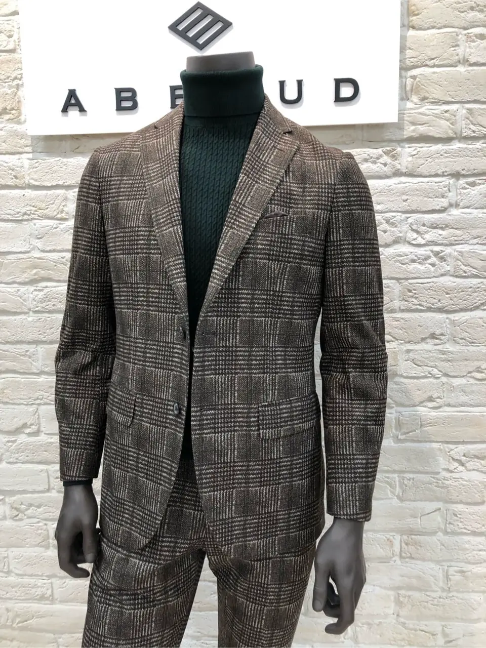 JOSEPH ABBOUD 山口 コーディネート画像