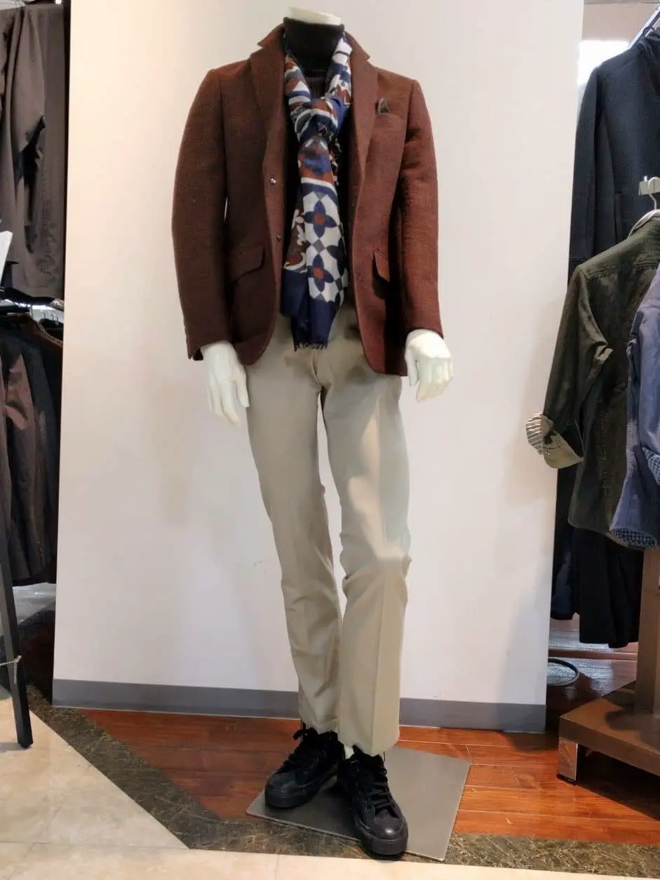 JOSEPH ABBOUD 　伊丹 コーディネート画像