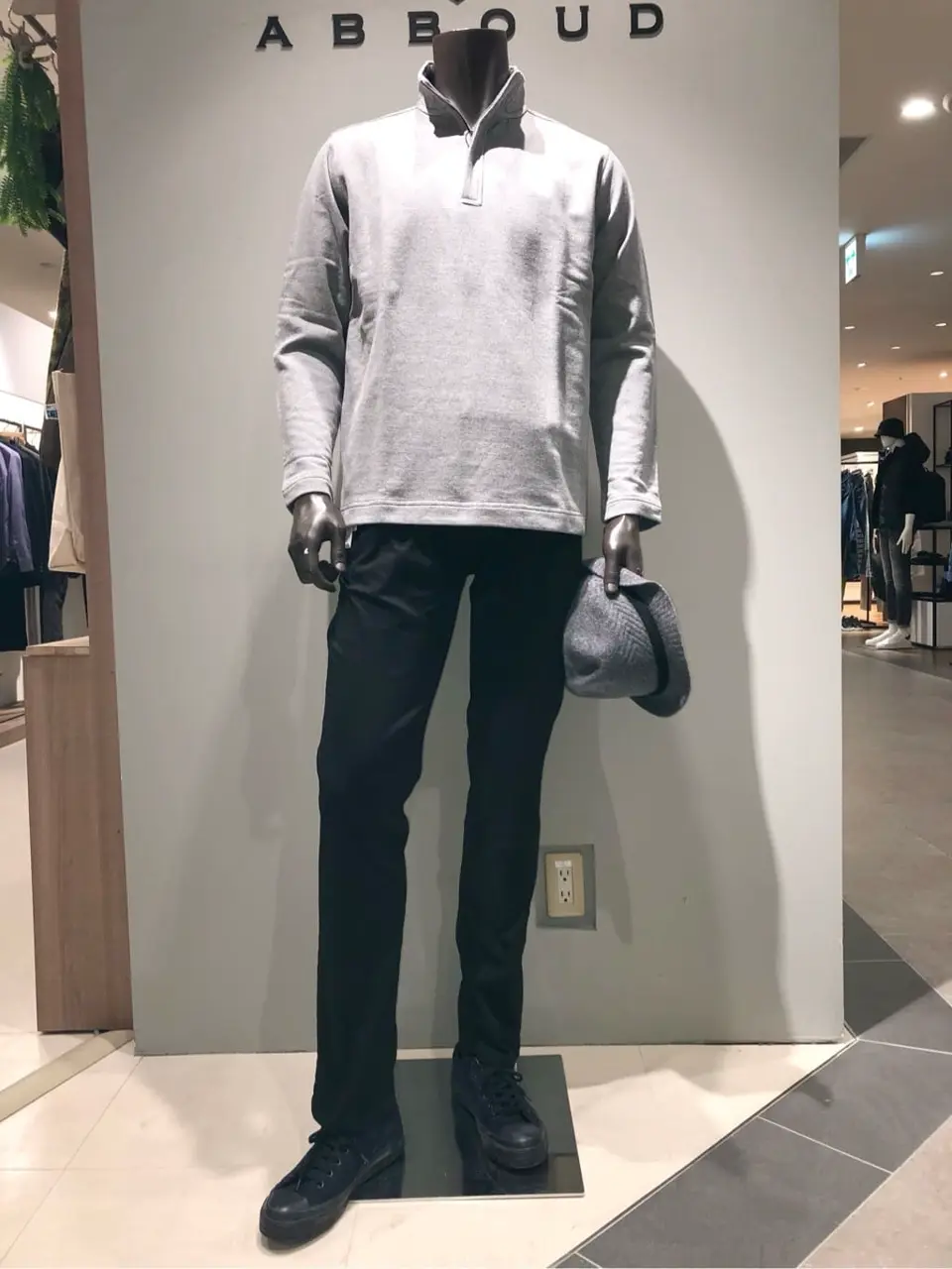 JOSEPH ABBOUD 川田 コーディネート画像