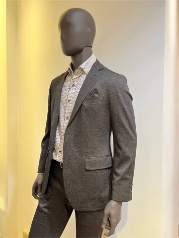 JOSEPH ABBOUD 森部 コーディネート画像