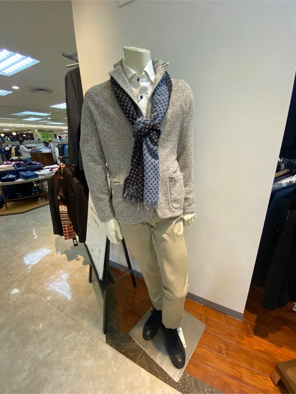  坪井 コーディネート画像