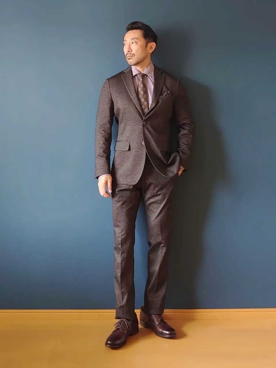 JOSEPH ABBOUD 安東 コーディネート画像