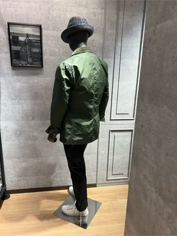 JOSEPH ABBOUD 上條 コーディネート画像