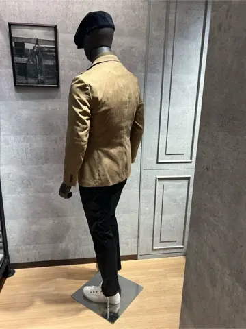 JOSEPH ABBOUD 上條 コーディネート画像