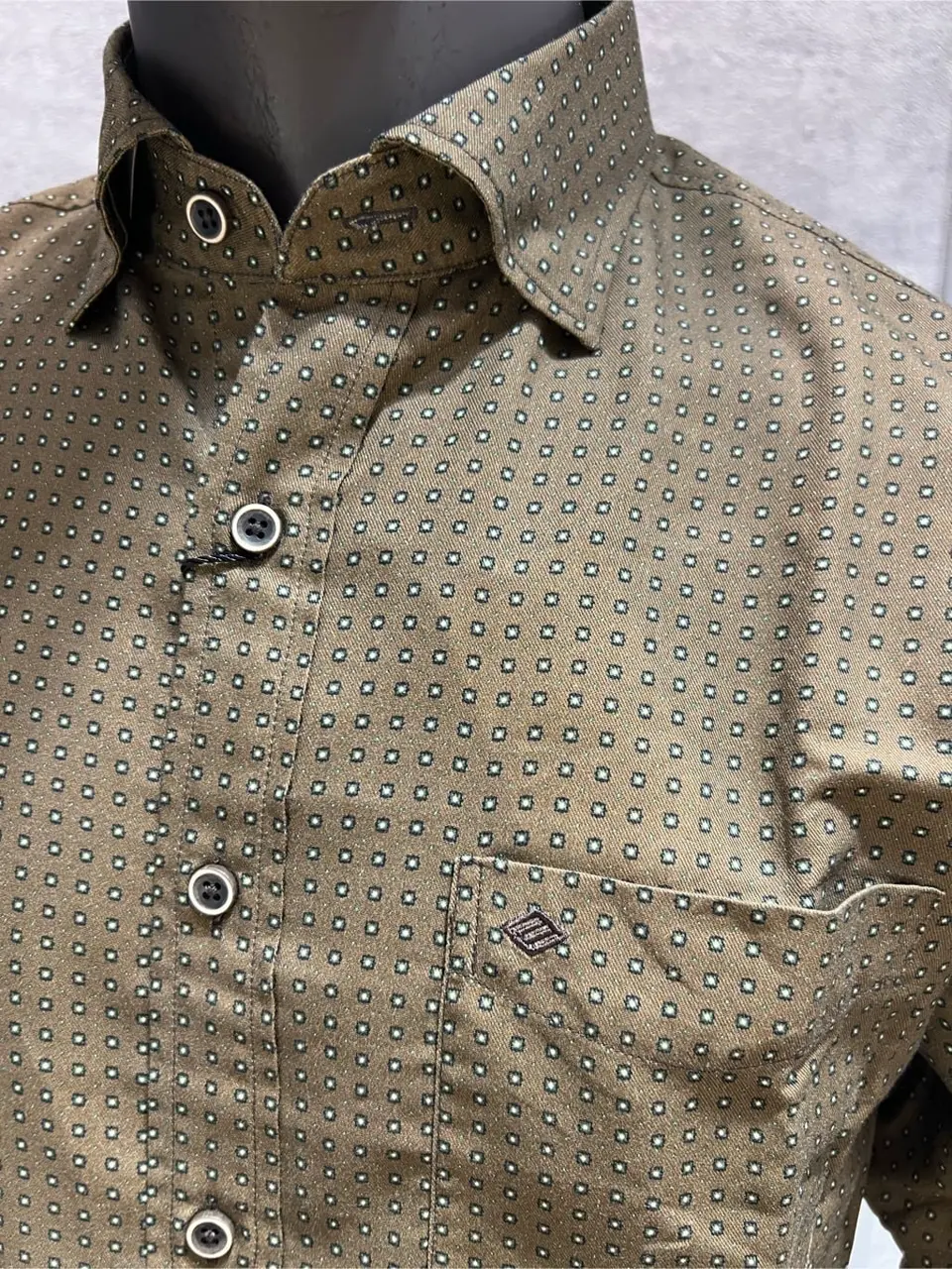 JOSEPH ABBOUD 上條 コーディネート画像