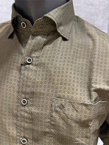 JOSEPH ABBOUD 上條 コーディネート画像