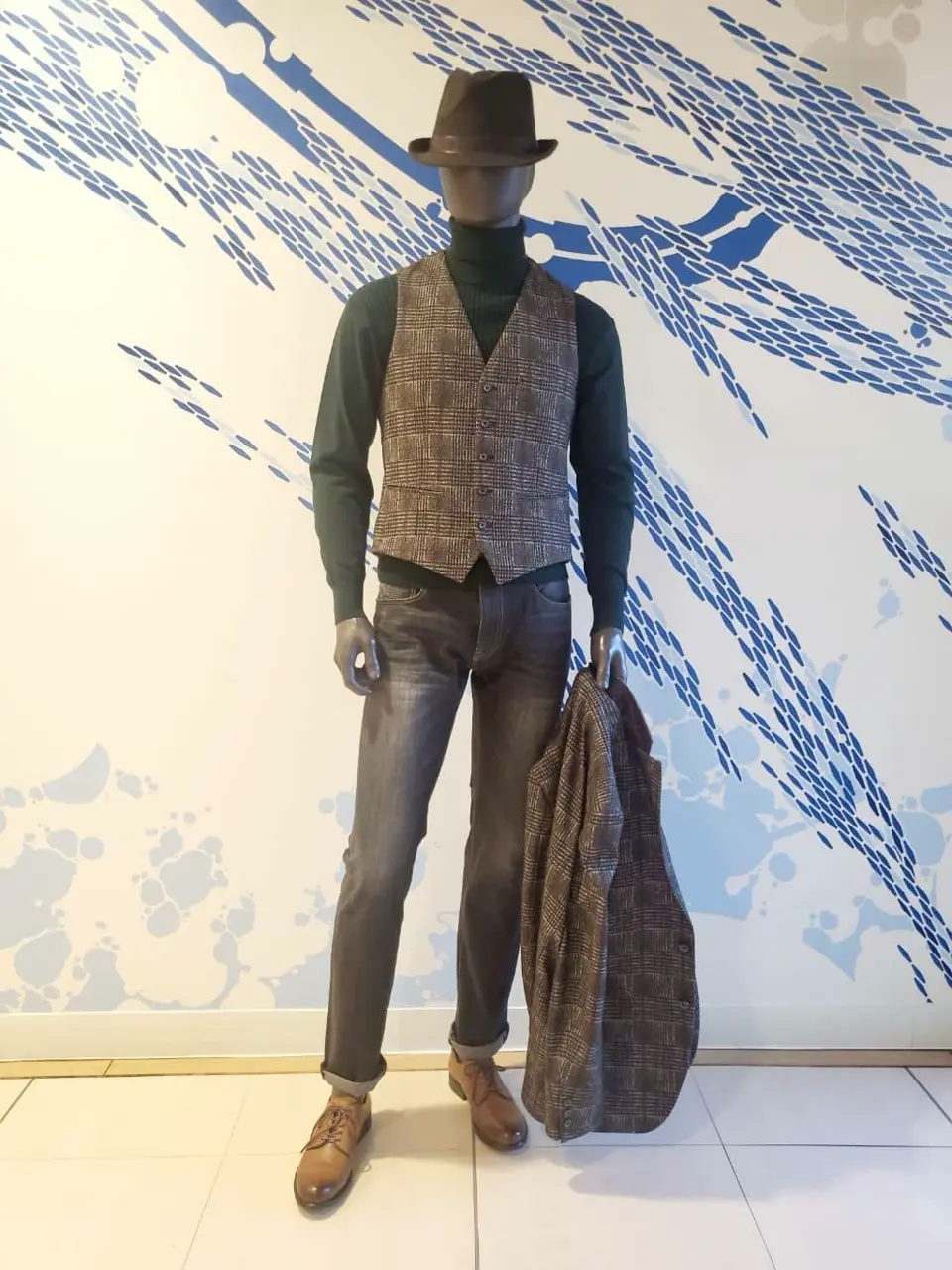  亀井 コーディネート画像