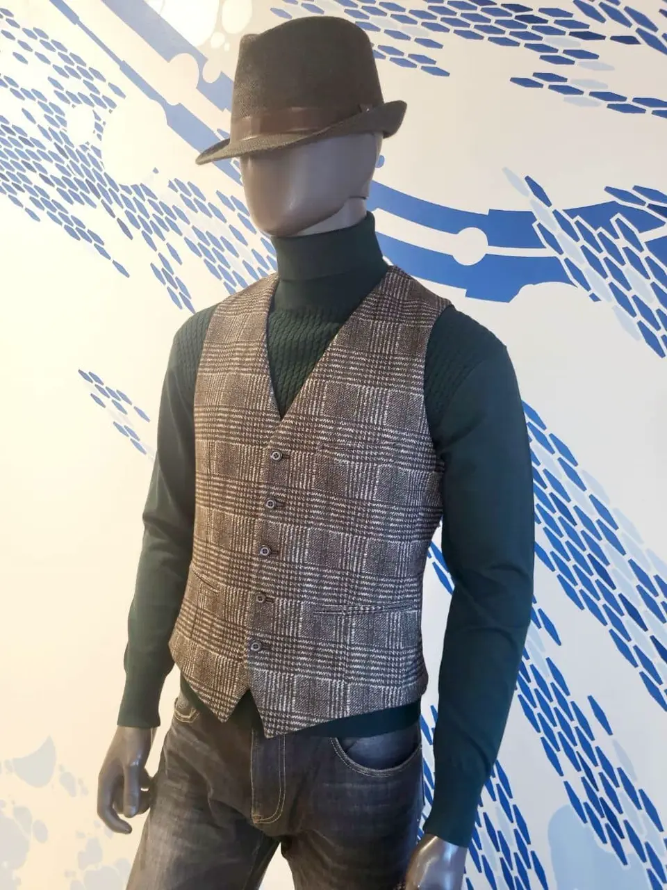 JOSEPH ABBOUD 亀井 コーディネート画像