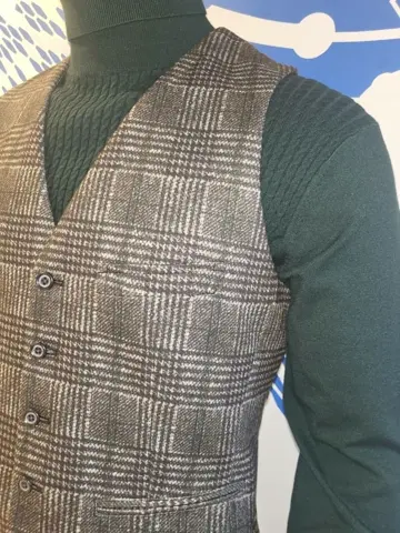 JOSEPH ABBOUD 亀井 コーディネート画像